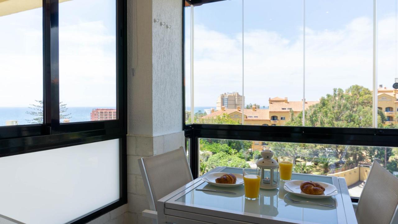 Apartment Aloha Playa Malaga Benalmadena Bagian luar foto