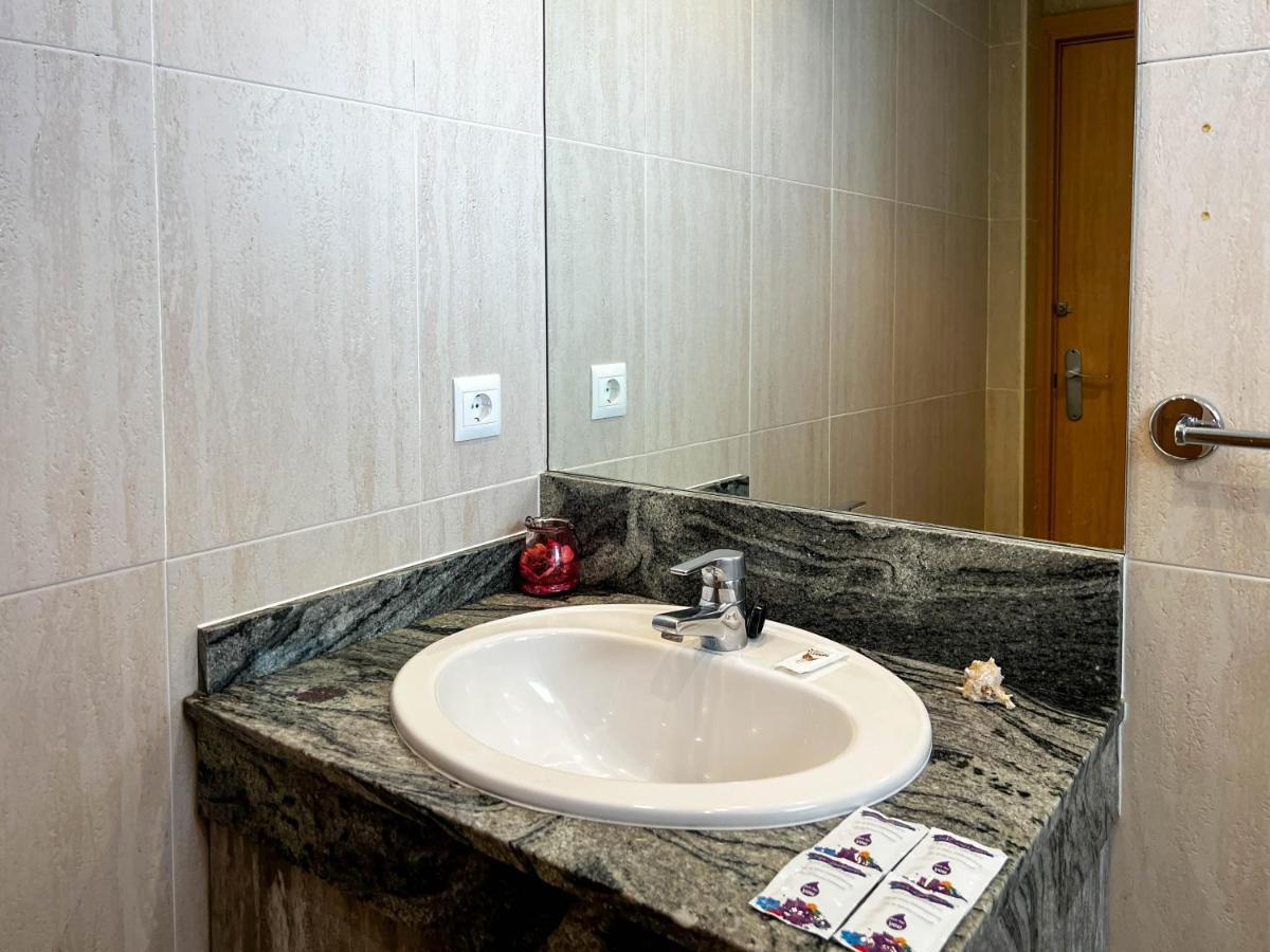 Apartment Aloha Playa Malaga Benalmadena Bagian luar foto